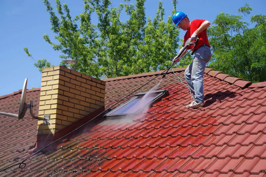 Hausreinigung: Vom Keller bis zum Dach – der komplette Ratgeber